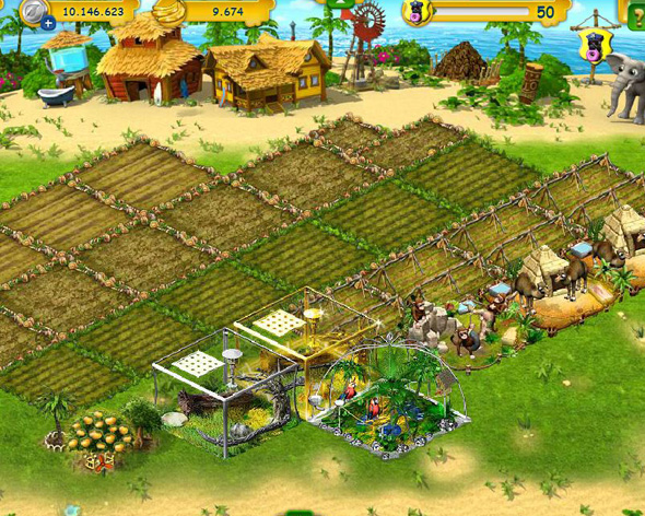 Farm mit verschiedenen Gehegen und Feldern